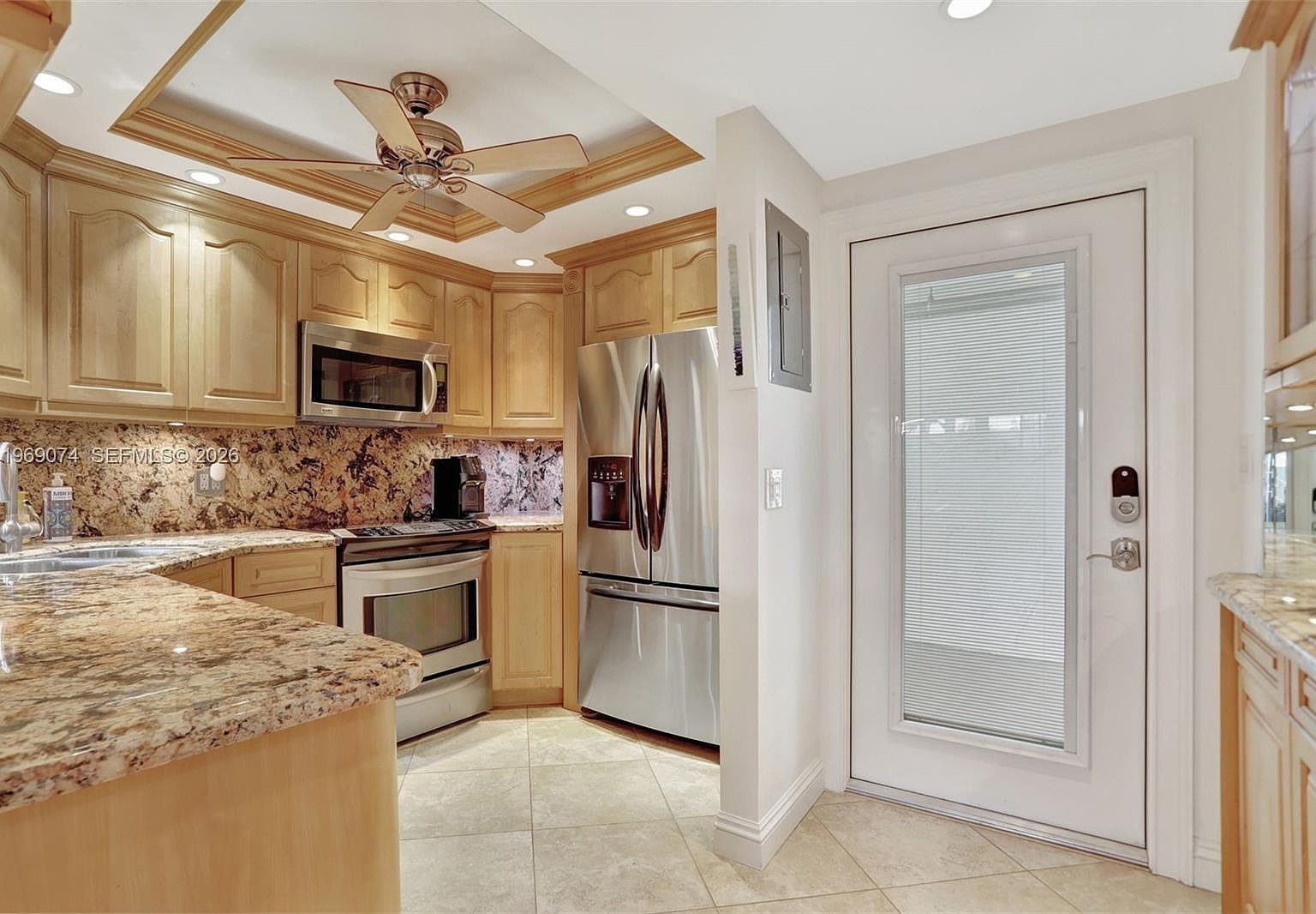 2731 NE 14th Street Cswy APT 115 Pompano Beach, FL 33062 - Thumbnail 5