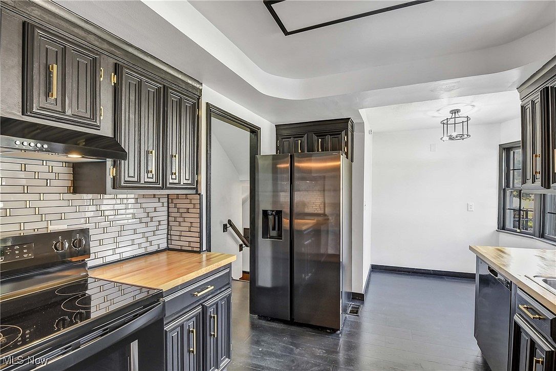 3961 Lansdale Rd University Heights, OH 44118 - Thumbnail 5