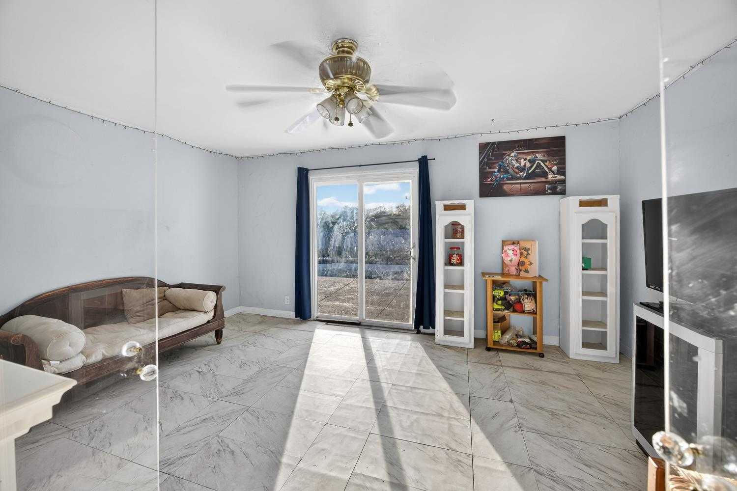 7518 Bowen Circle, Sacramento, CA, USA, 95822 - Thumbnail 5