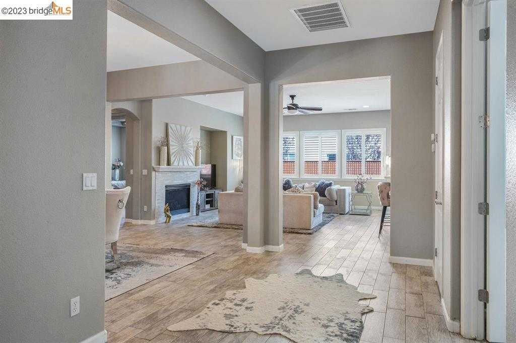 5111 Fern Ridge Circle, Discovery Bay, CA, USA, 94505 - Thumbnail 5