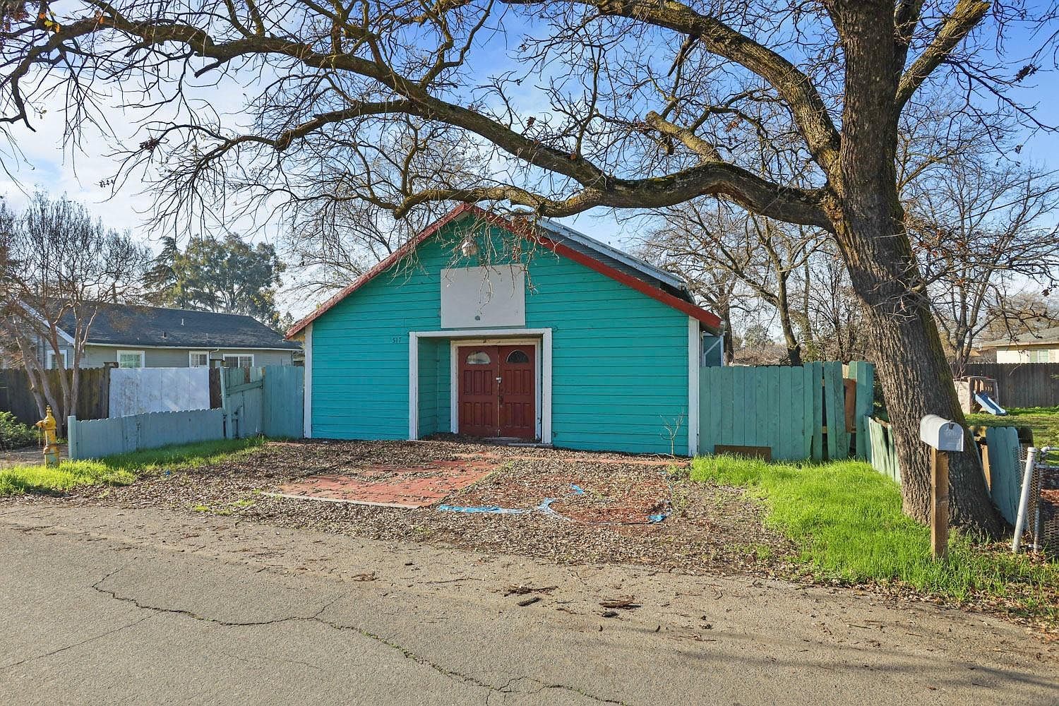 517 N Windsor Ave Stockton, CA 95205 - Thumbnail 5