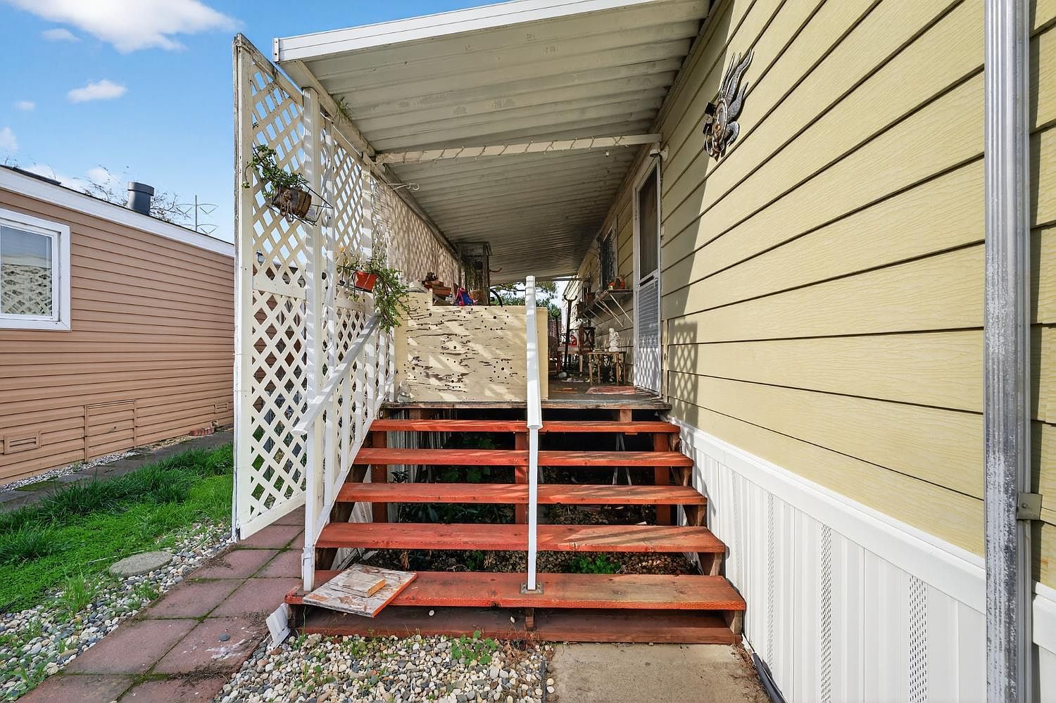 6422 Capital Dr #24 Sacramento, CA 95828 - Thumbnail 5