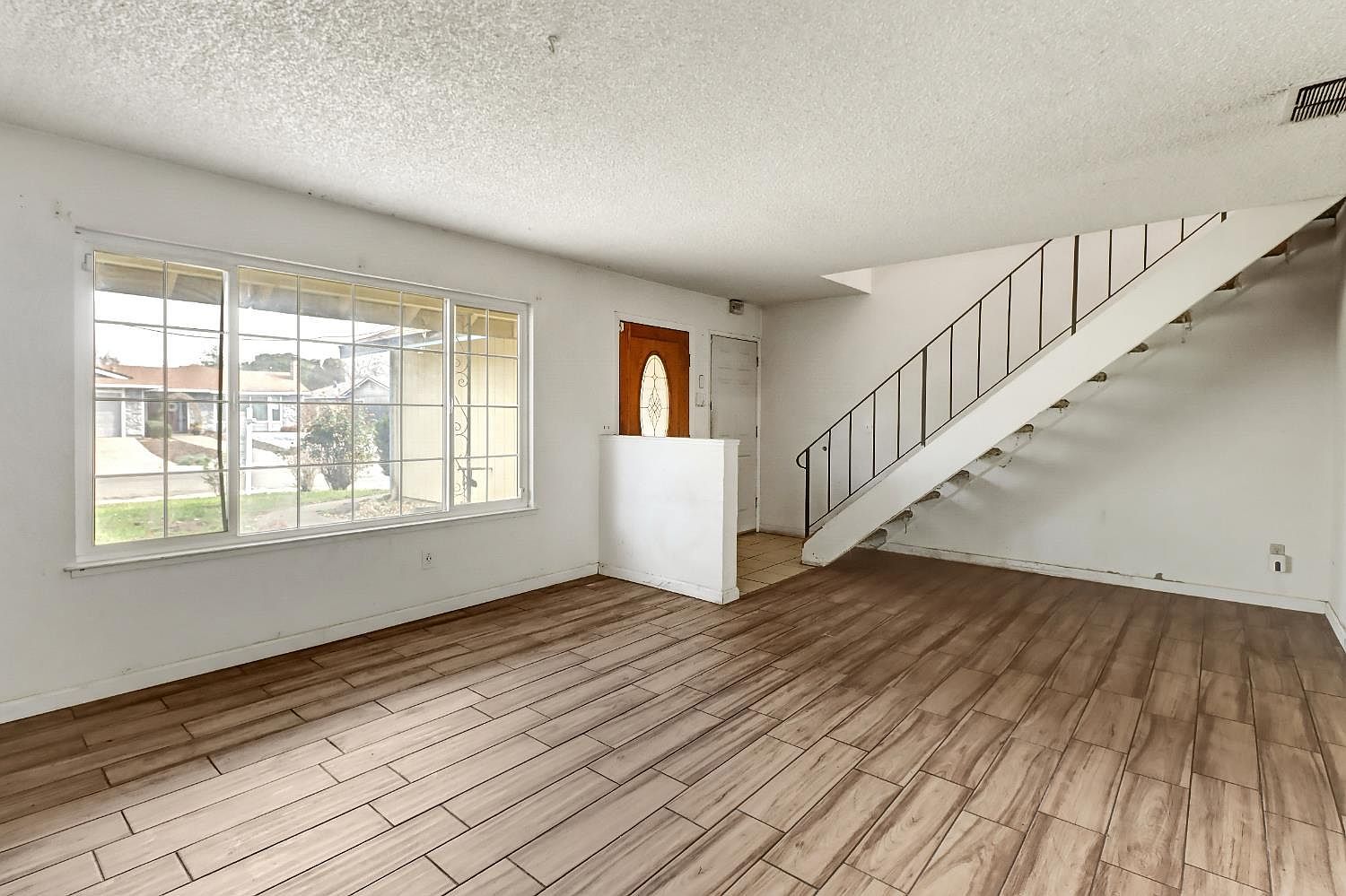 4028 Bairnsdale Way Sacramento, CA 95826 - Thumbnail 5