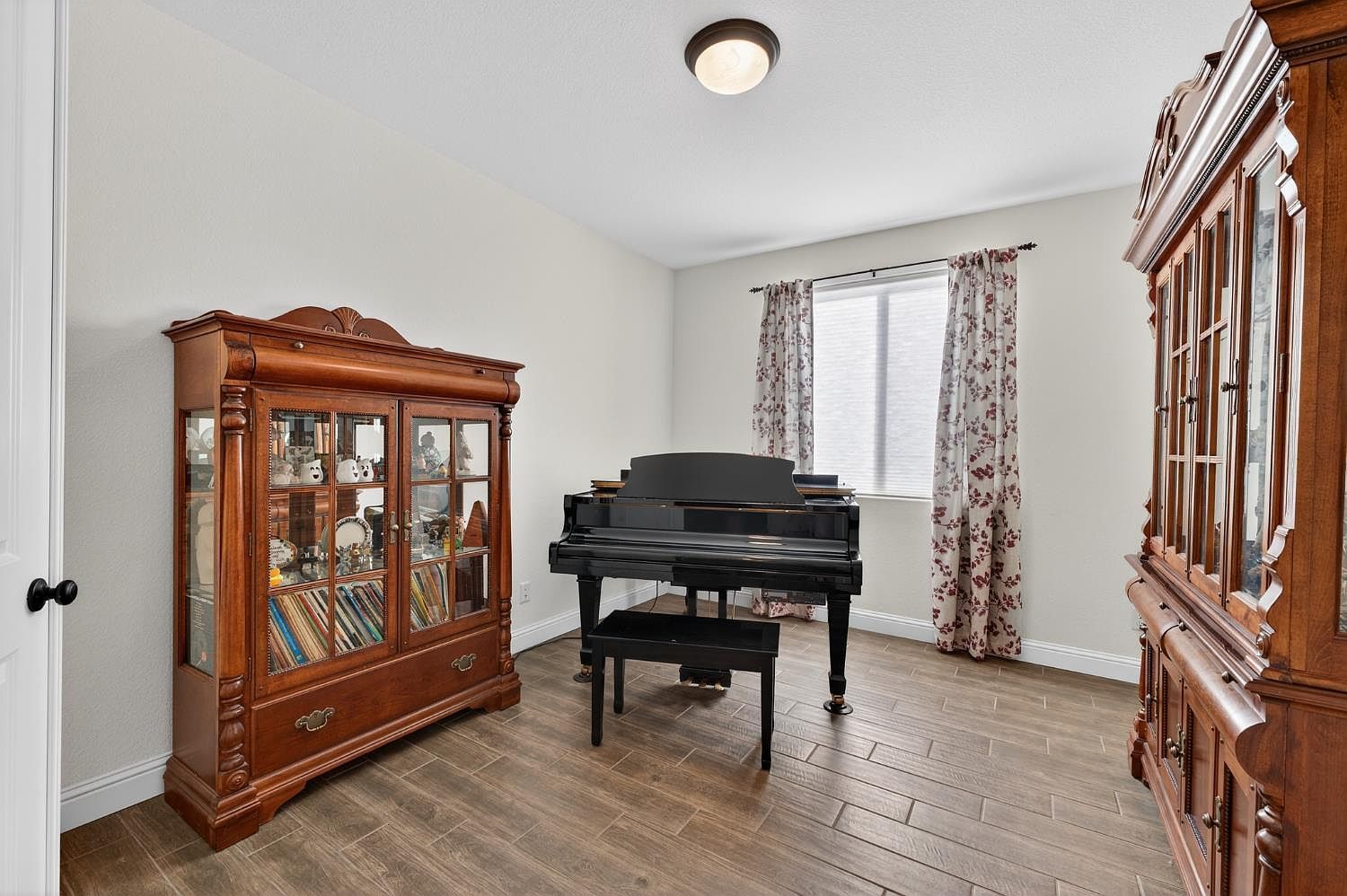 12654 Solsberry Way Rancho Cordova, CA 95742 - Thumbnail 5