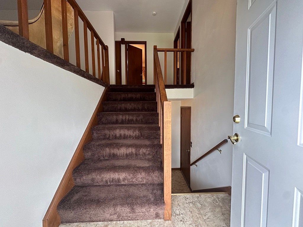 627 Nelson Rd Johnson City, NY 13790 - Thumbnail 5