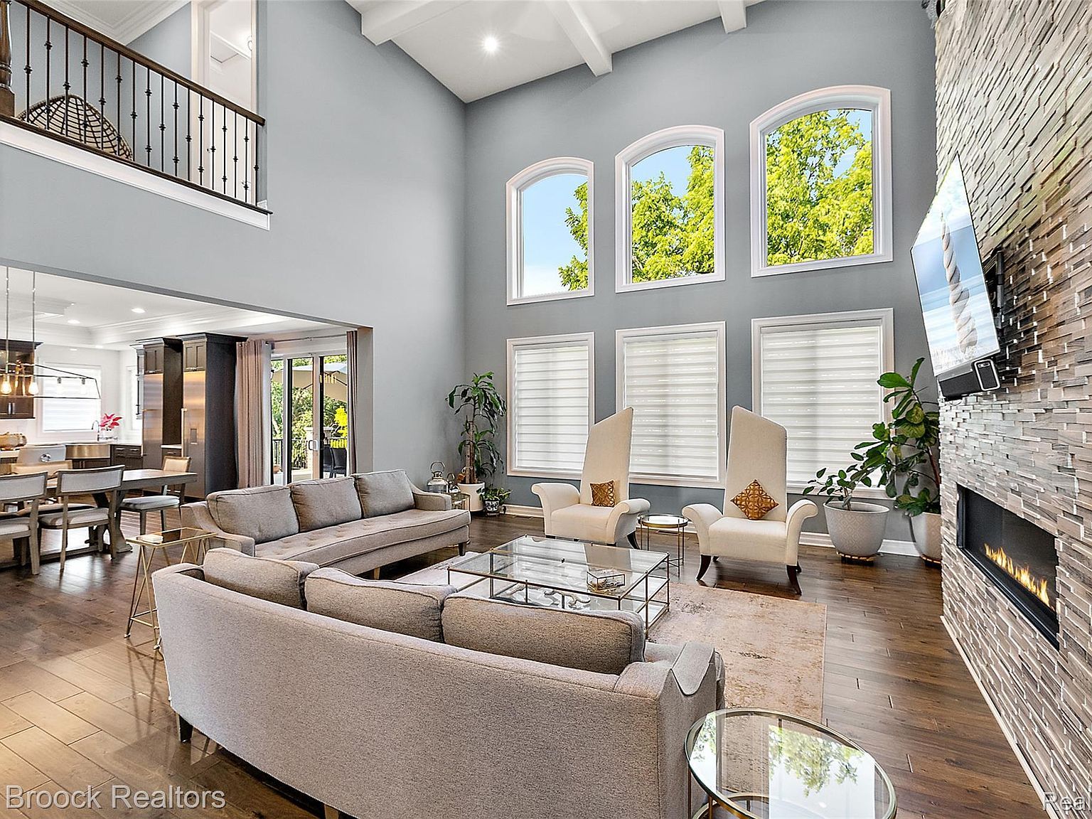 3888 Thatcher Dr Rochester Hills, MI 48309 - Thumbnail 5