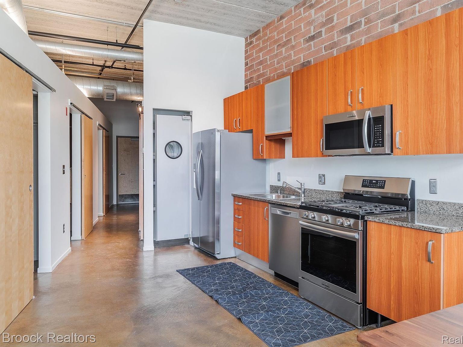 333 E Parent Ave UNIT 10 Royal Oak, MI 48067 - Thumbnail 5