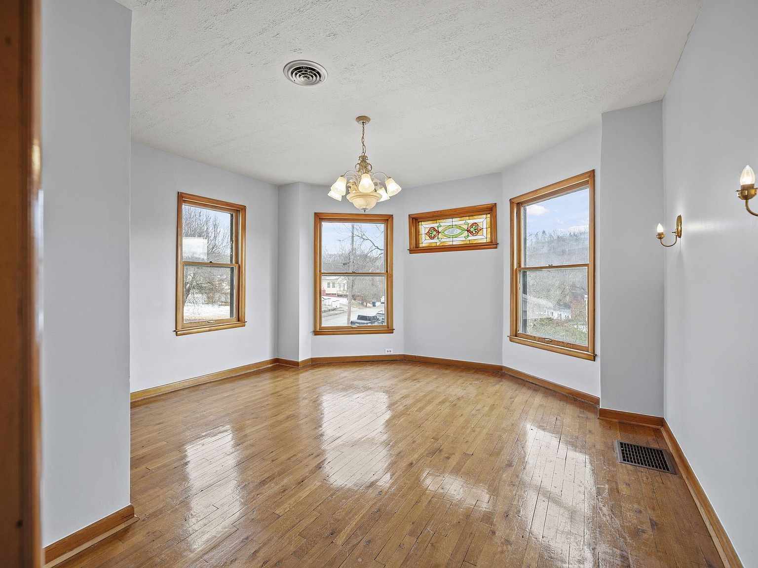 90 Grand Ave Beattyville, KY 41311 - Thumbnail 5