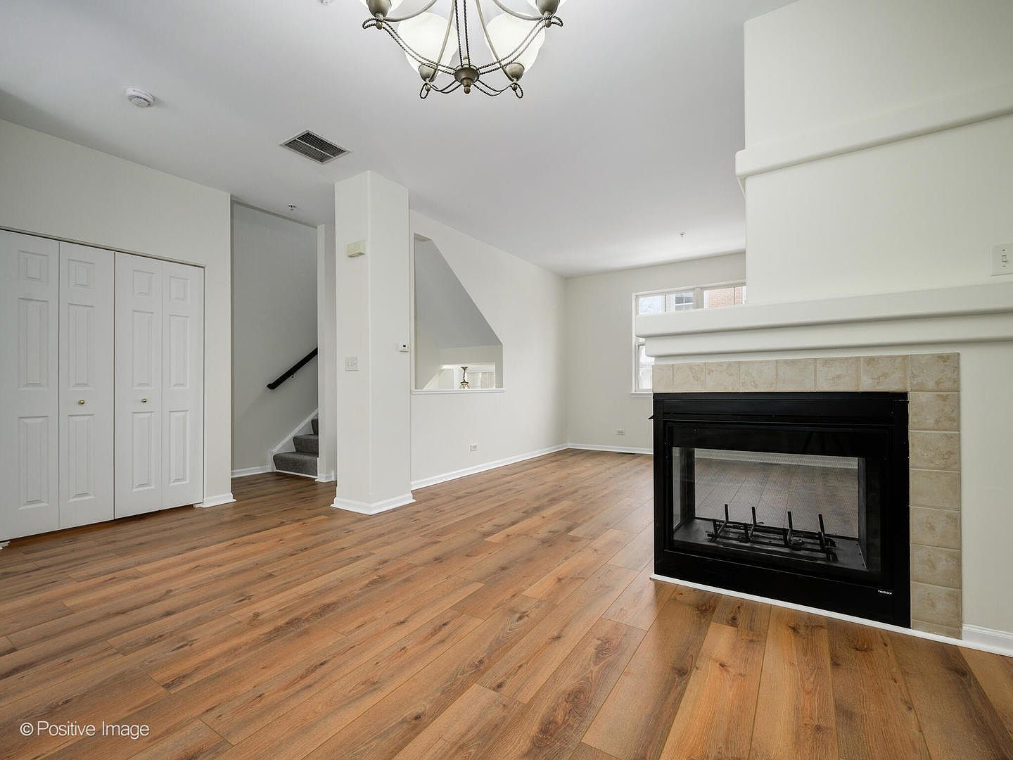 6126 Washington Ct Morton Grove, IL 60053 - Thumbnail 5