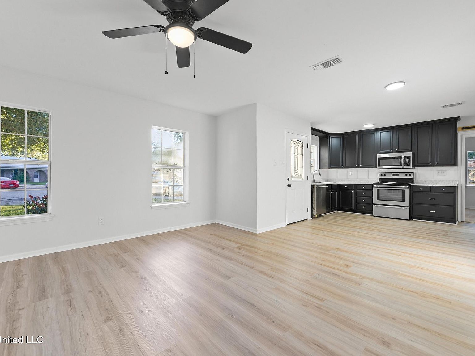 416 Shadowlawn Ct Diberville, MS 39540 - Thumbnail 5