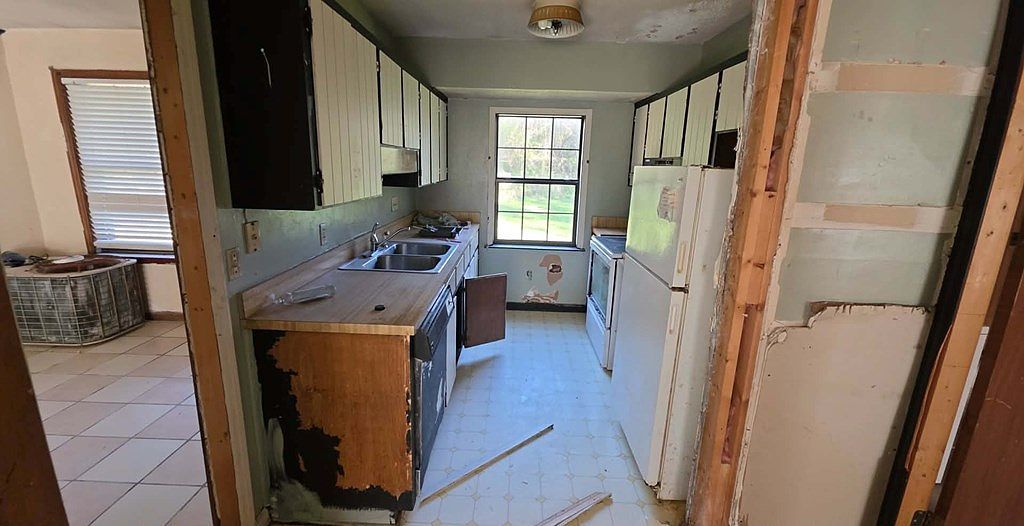 1520 Martin Luther King Jr Ave Ozark, AL 36360 - Thumbnail 5