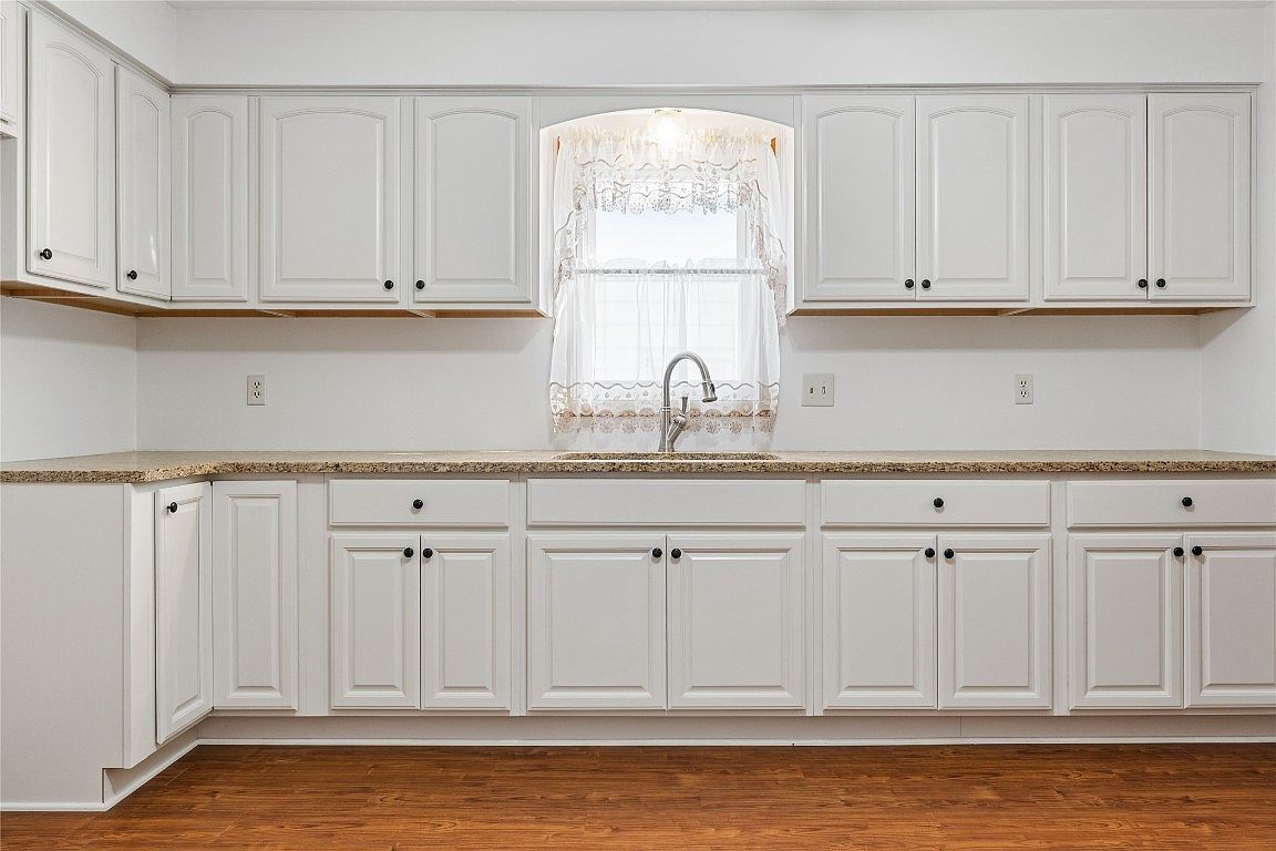 627 Nelson Rd Johnson City, NY 13790 - Thumbnail 5