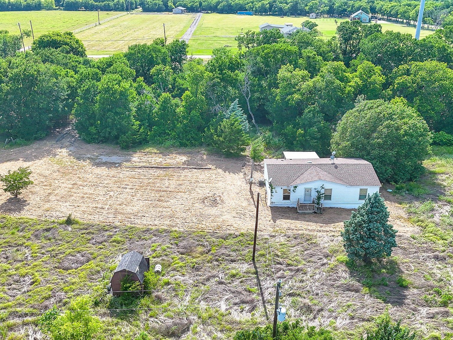 1612 Wilson Rd Ennis, TX 75165 - Thumbnail 5