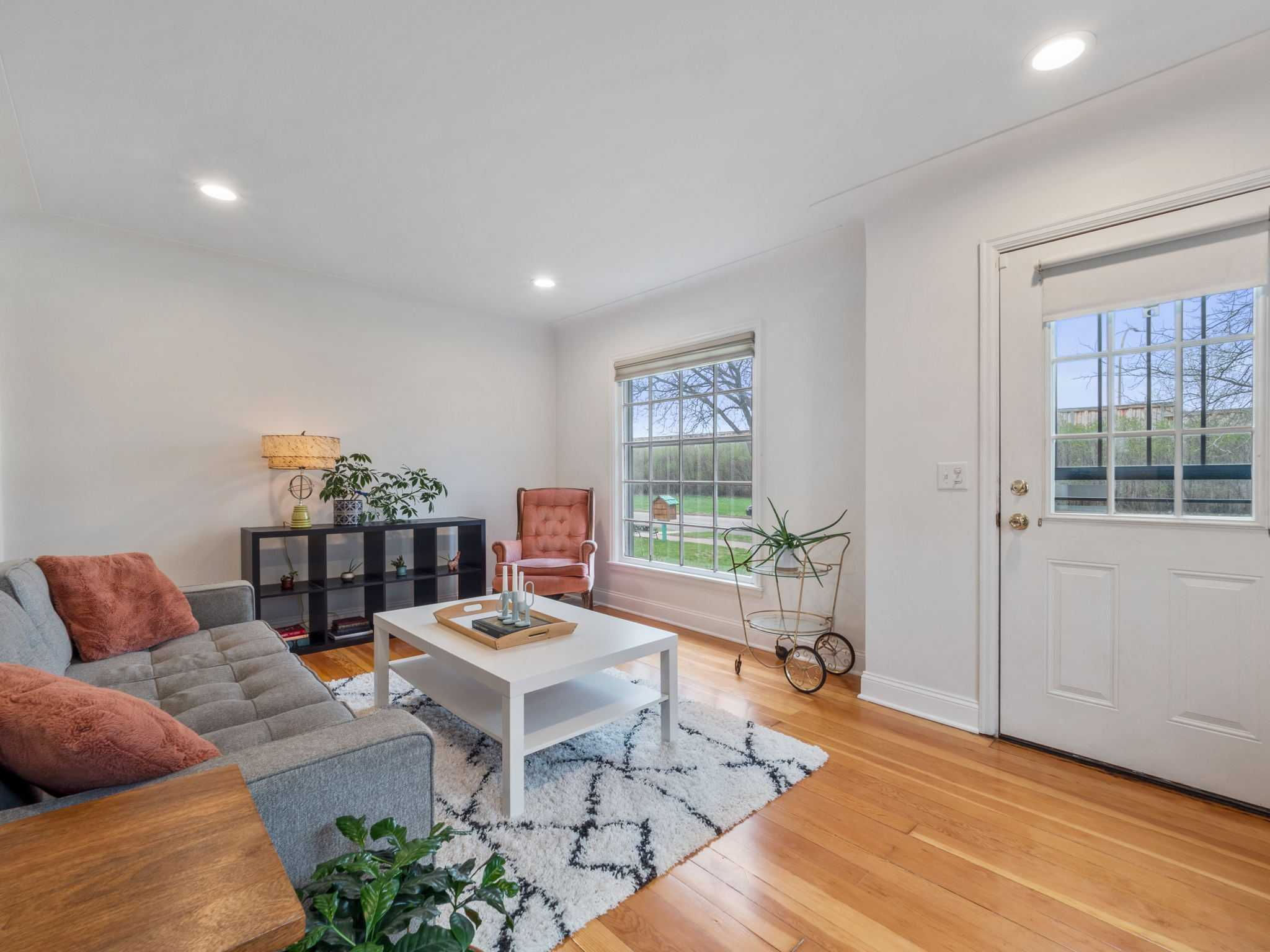 3829 Unity Avenue North, Minneapolis, MN, USA, 55422 - Thumbnail 5