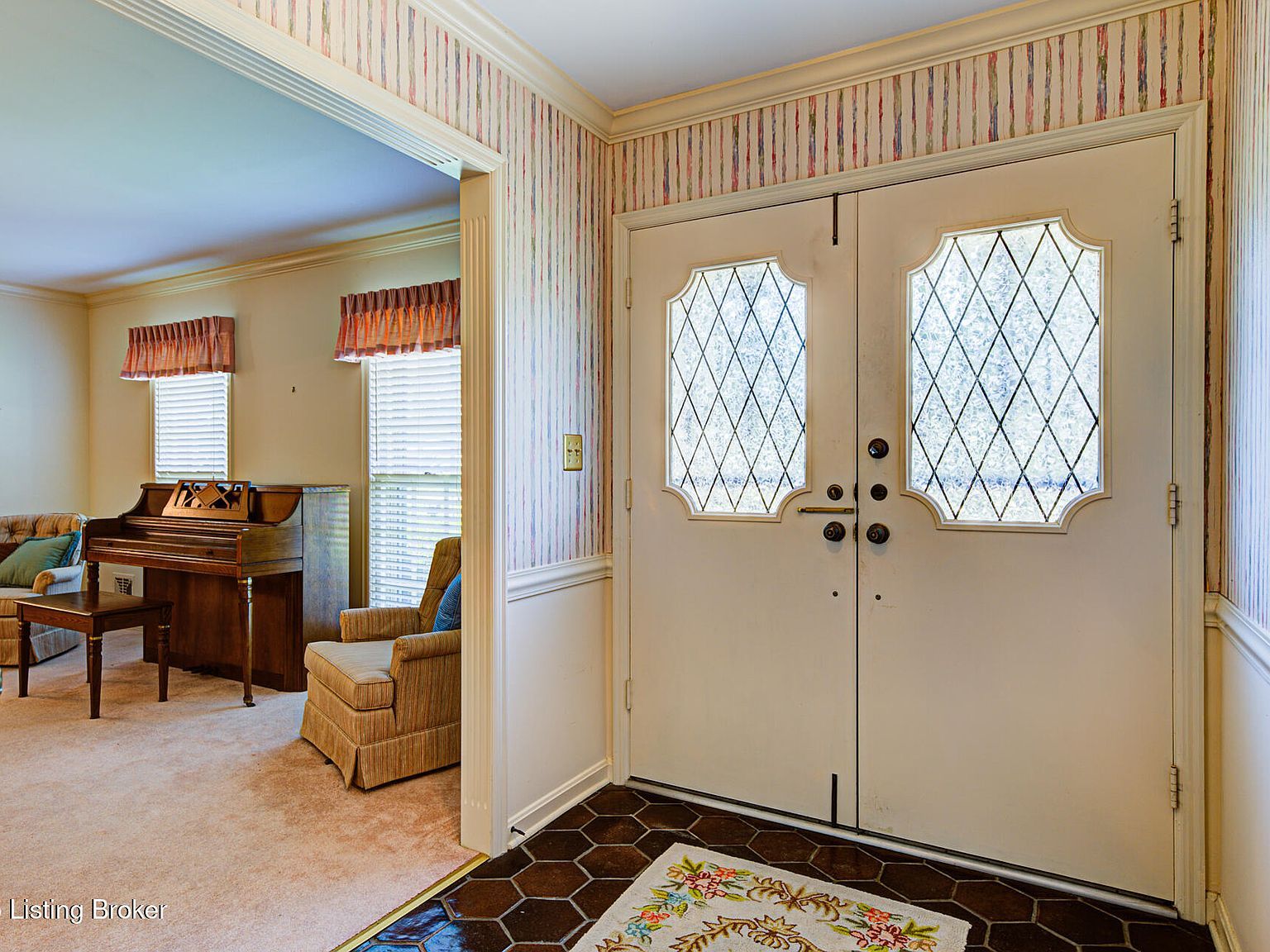 305 Chertsey Ct Douglass Hills, KY 40243 - Thumbnail 5