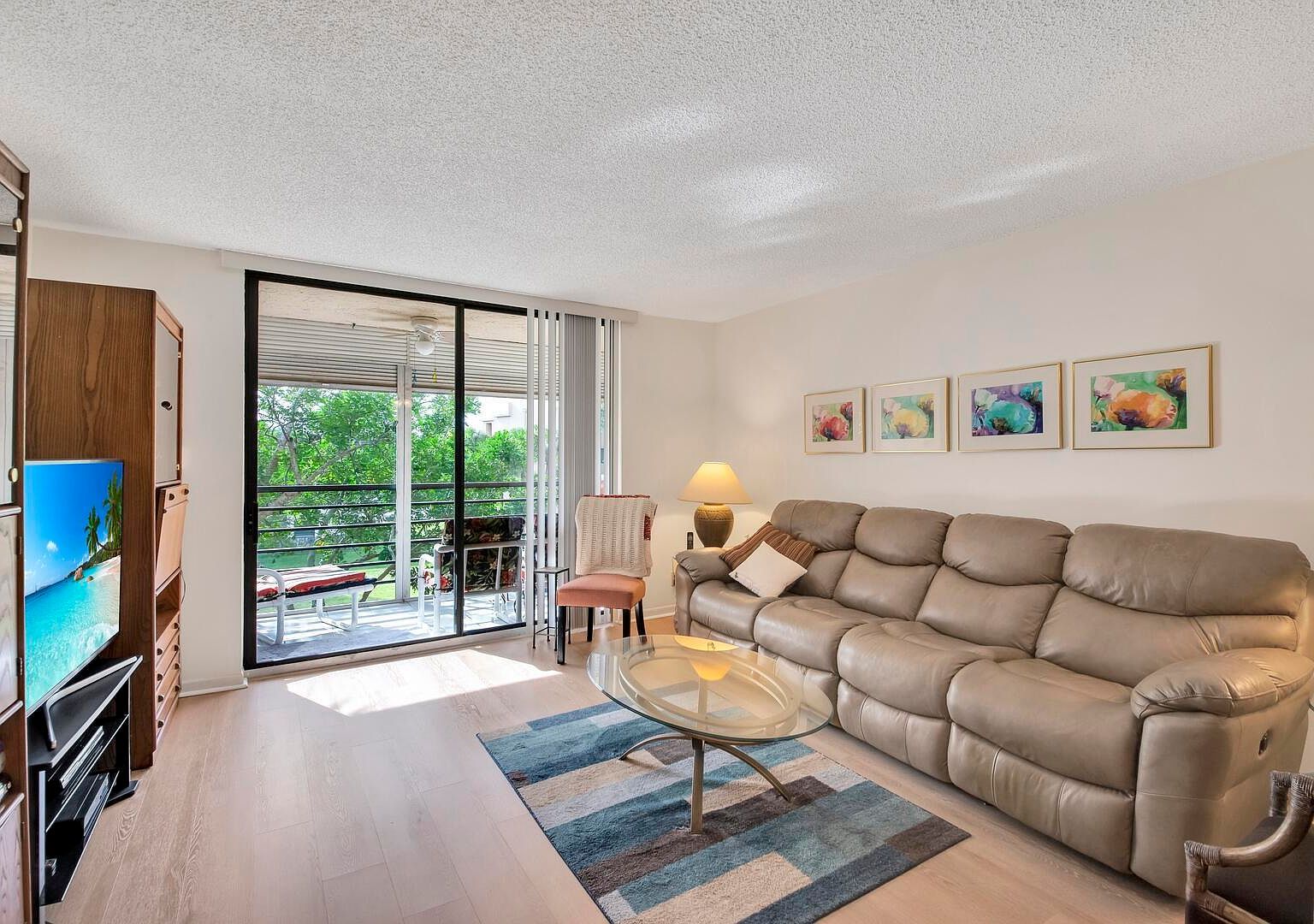 7770 Tahiti Ln APT 306 Lake Worth, FL 33467 - Thumbnail 5