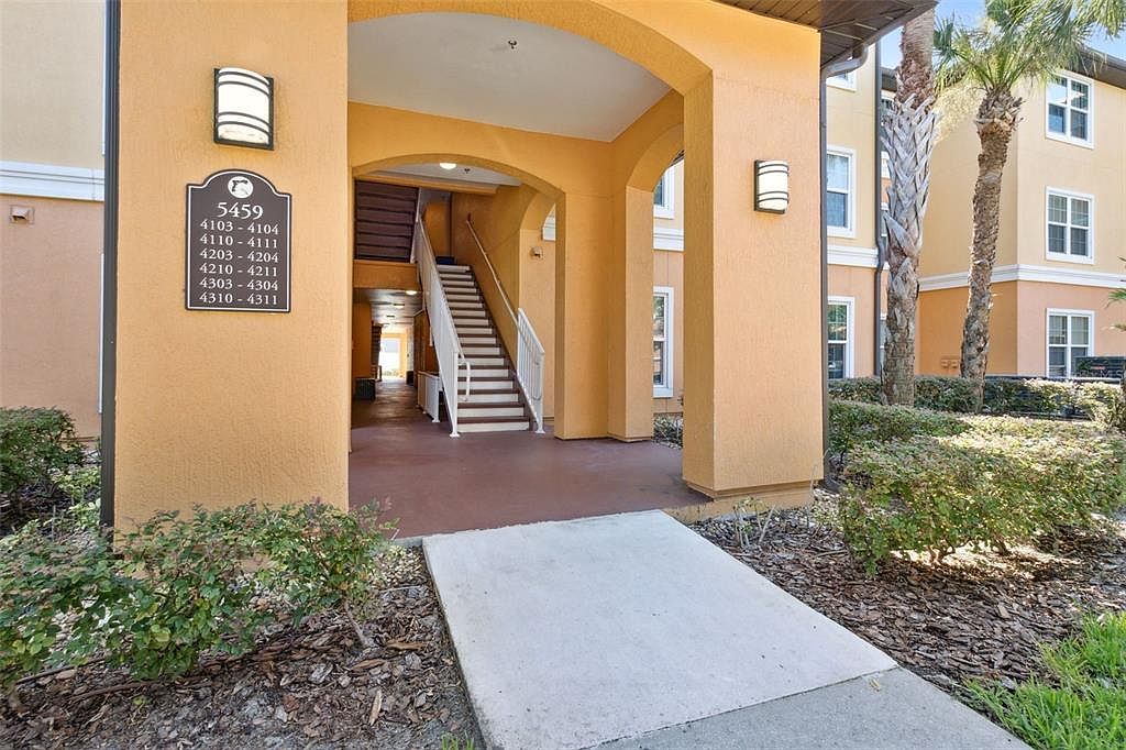 5459 Vineland Rd APT 4111 Orlando, FL 32811 - Thumbnail 5