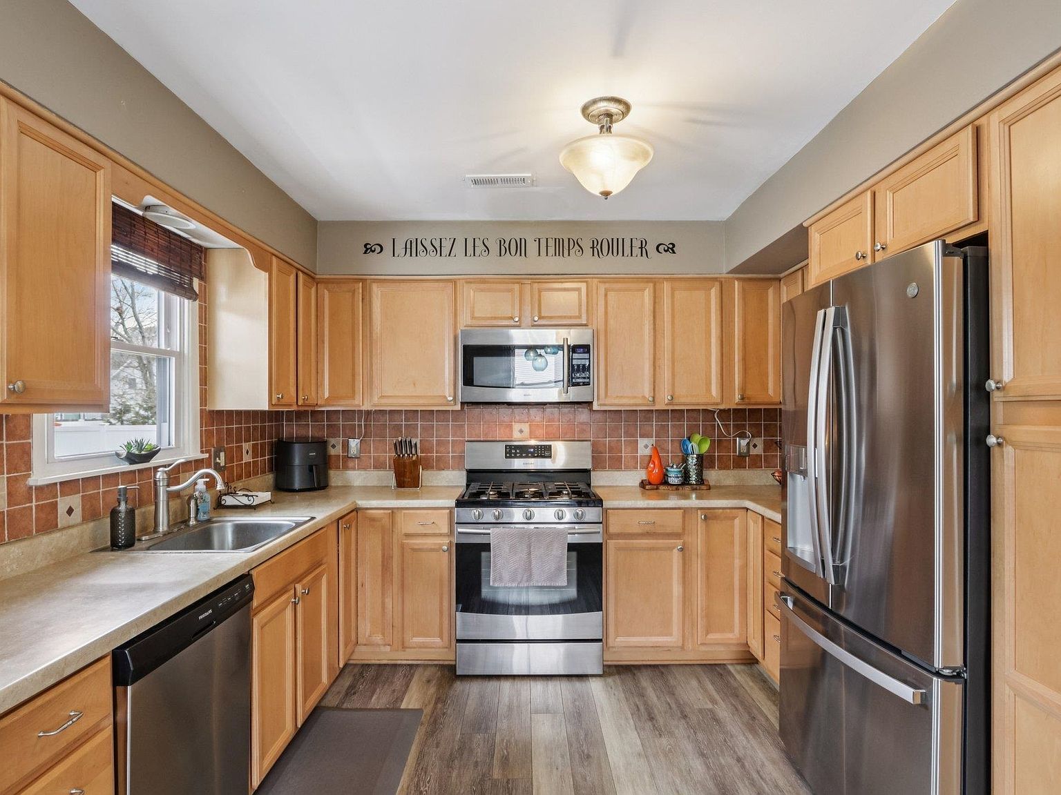 33 Stagecoach Rd Cape May Court House, NJ 08210 - Thumbnail 5