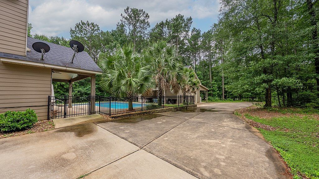 23 Edgewater Ct Hamilton, GA 31811 - Thumbnail 5