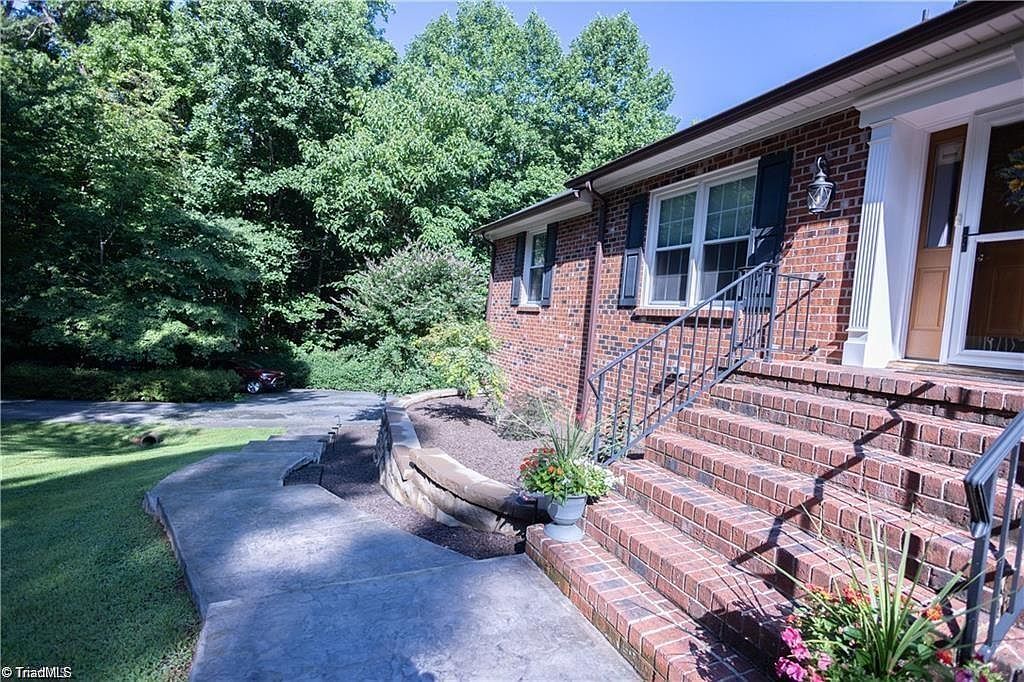 6779 Brookbank Rd Summerfield, NC 27358 - Thumbnail 5