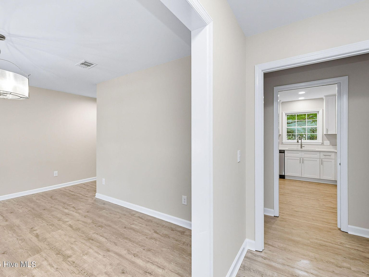 322 Windemere Rd Wilmington, NC 28405 - Thumbnail 5