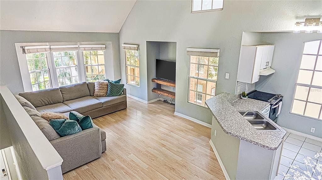 6324 Raleigh St APT 712 Orlando, FL 32835 - Thumbnail 5