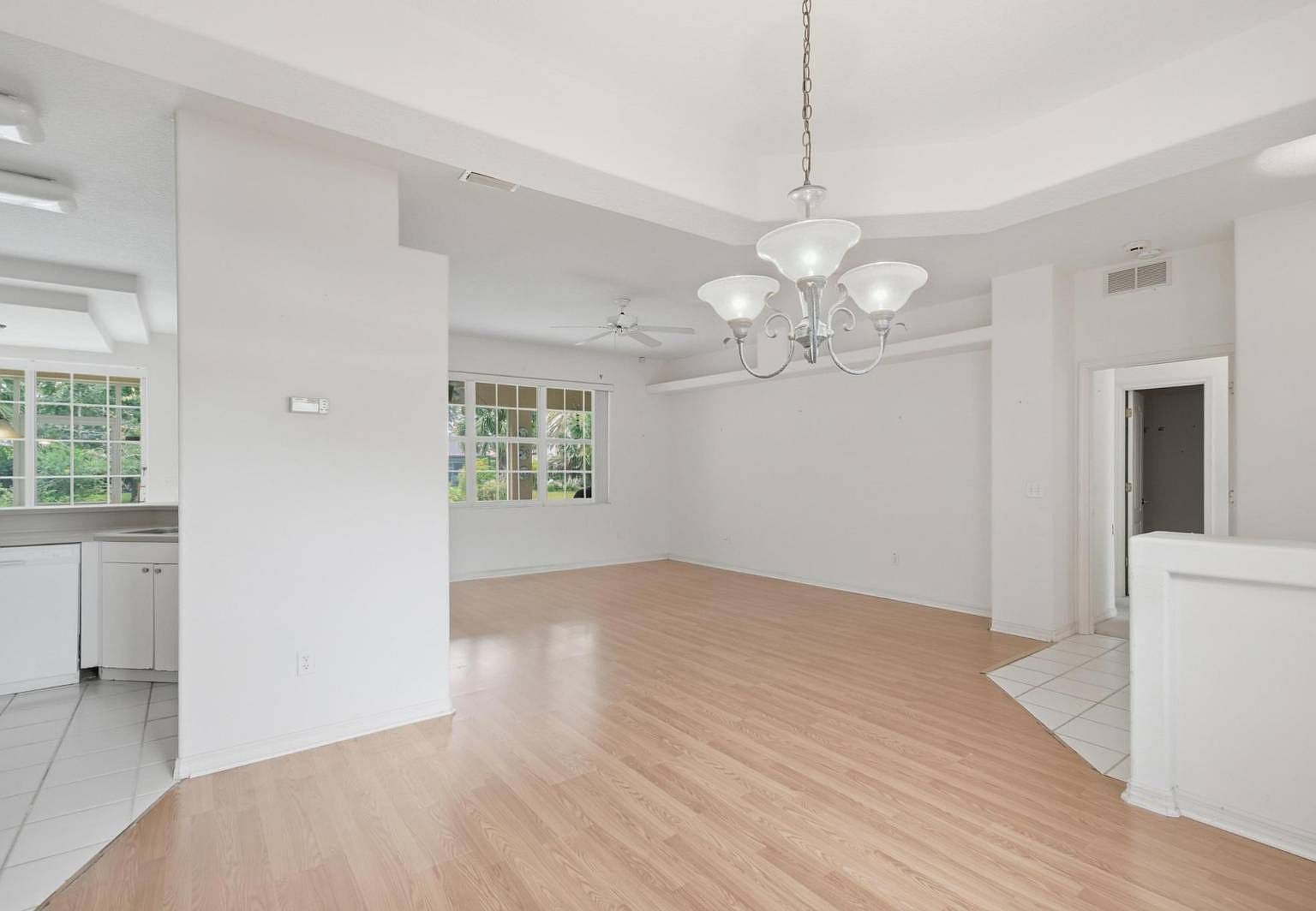 93 Whippoorwill Dr Palm Coast, FL 32164 - Thumbnail 5