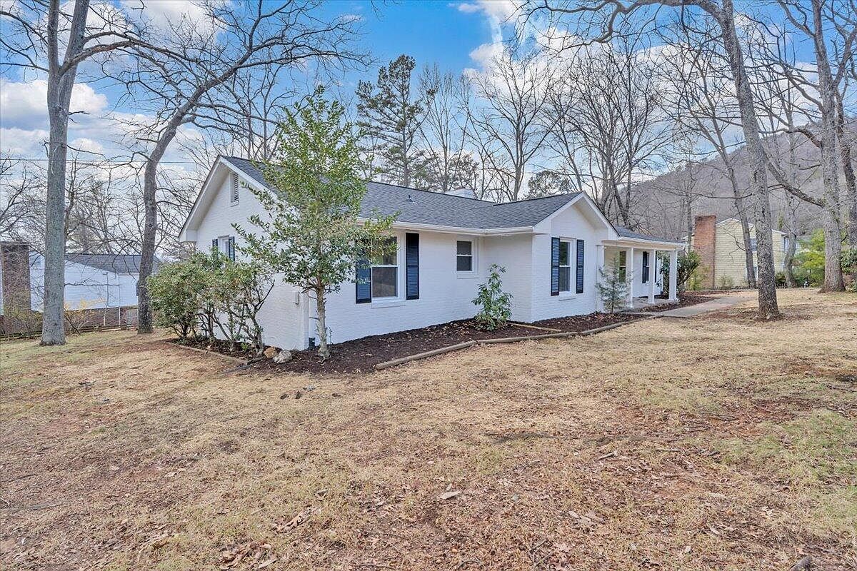 2049 Surrey Ln Roanoke, VA 24012 - Thumbnail 5