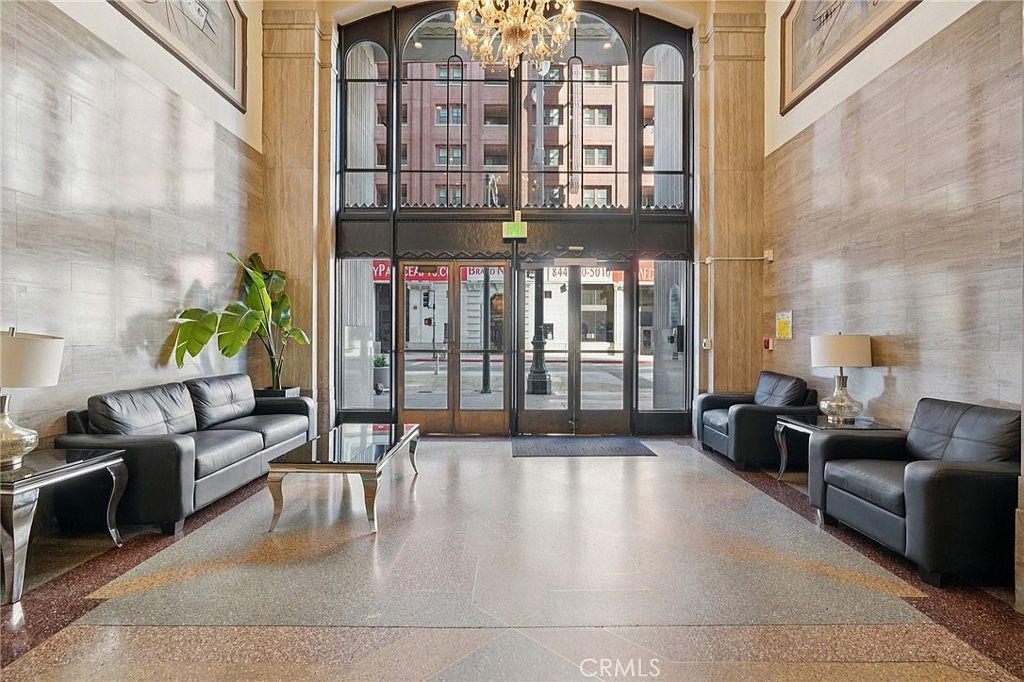 939 S Broadway UNIT 203 Los Angeles, CA 90015 - Thumbnail 5