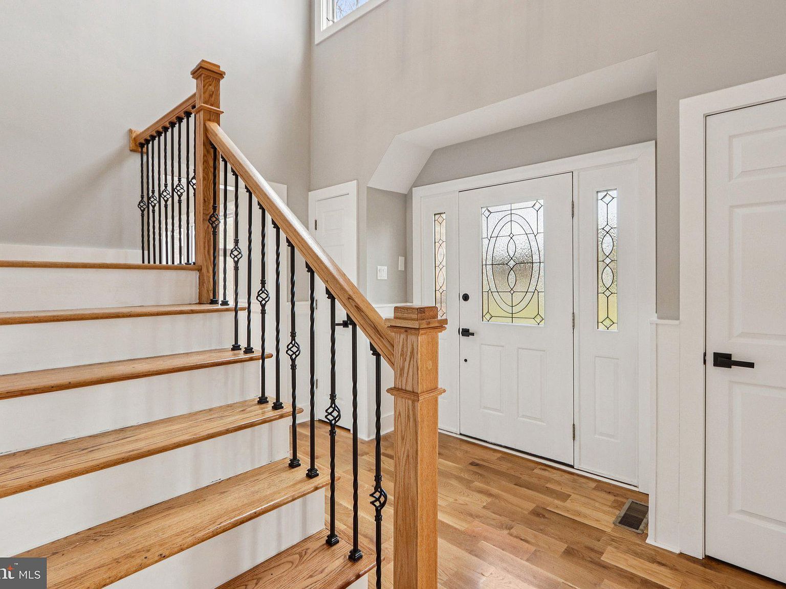 923 Hunt Dr Yardley, PA 19067 - Thumbnail 5