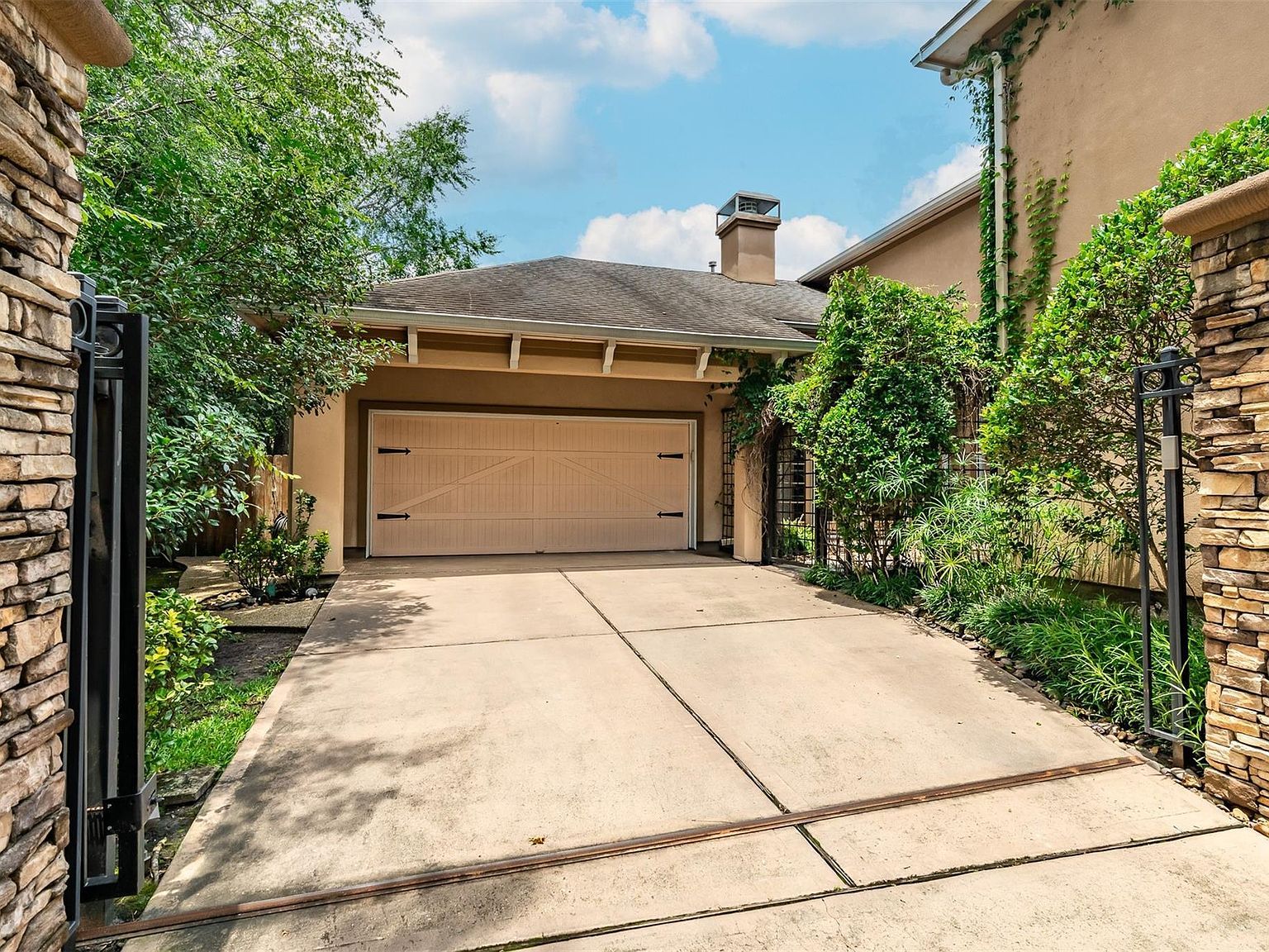 187 E Lansdowne Cir Spring, TX 77382 - Thumbnail 5