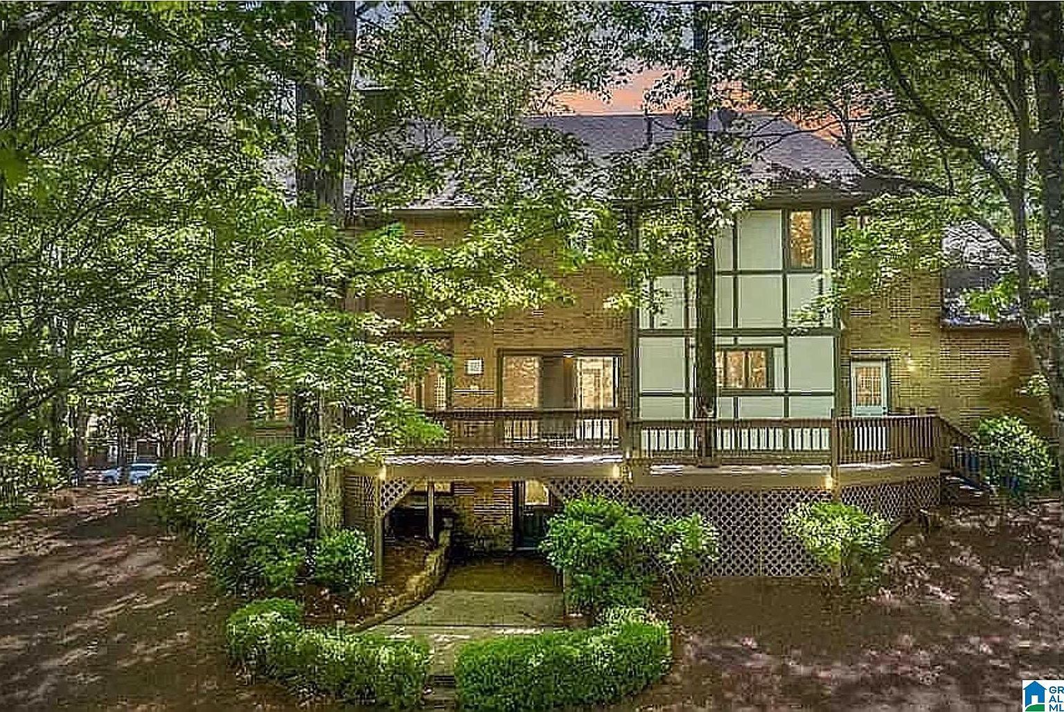 1123 Lake Forest Cir Birmingham, AL 35244 - Thumbnail 5