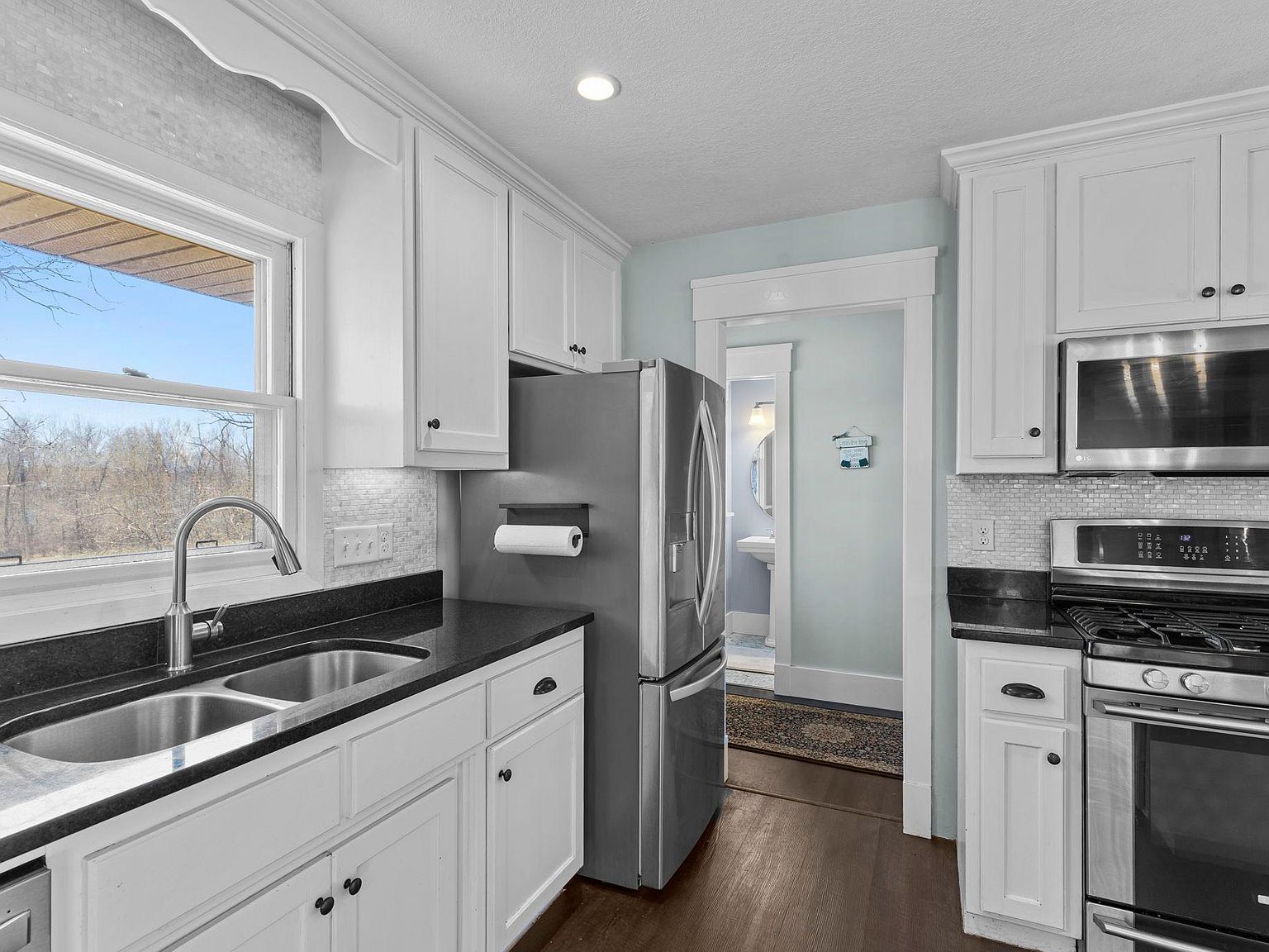 14520 Martin Ct NW Andover, MN 55304 - Thumbnail 5