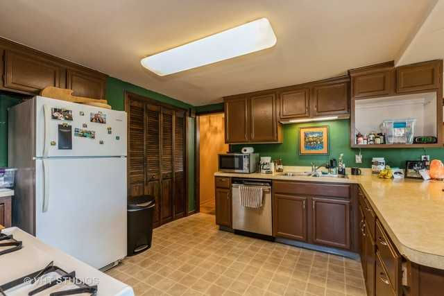 23546 West Park Terrace, Antioch, IL, USA, 60002 - Thumbnail 5