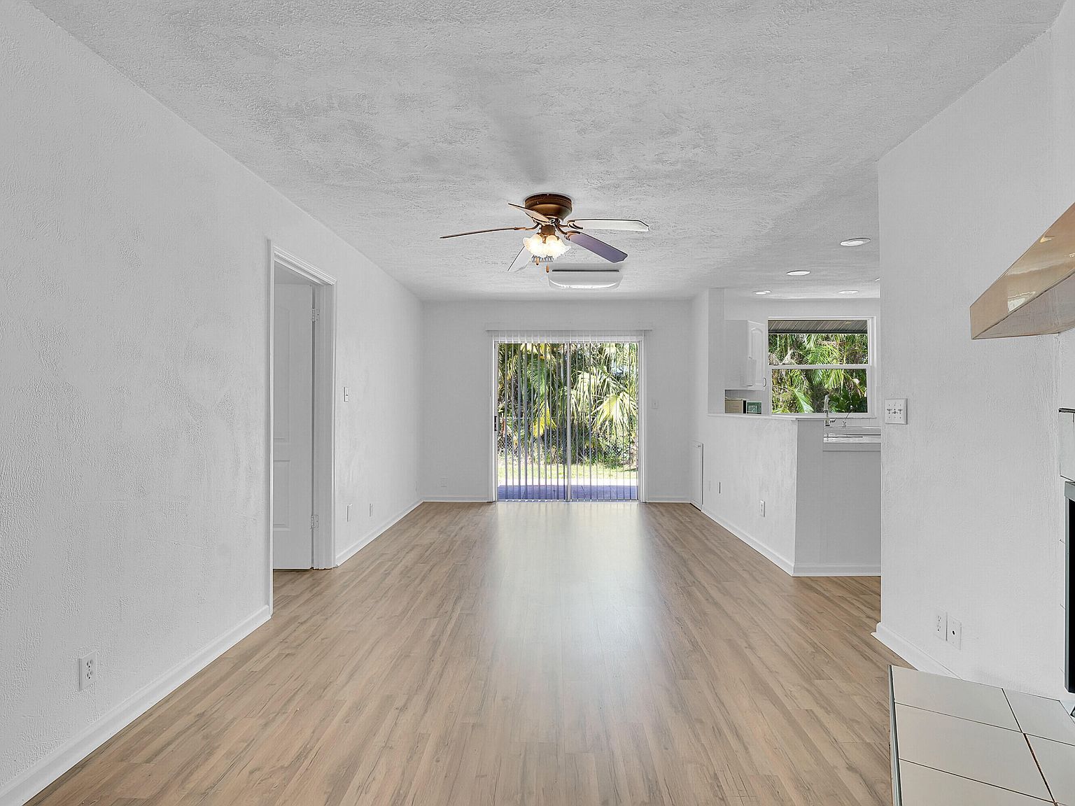 5801 SE Cable Dr Stuart, FL 34997 - Thumbnail 5