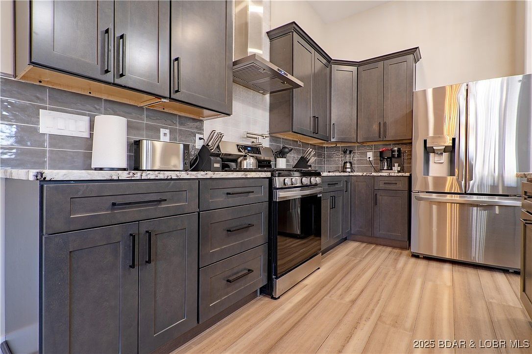 613 Cove Cir Sunrise Beach, MO 65079 - Thumbnail 5