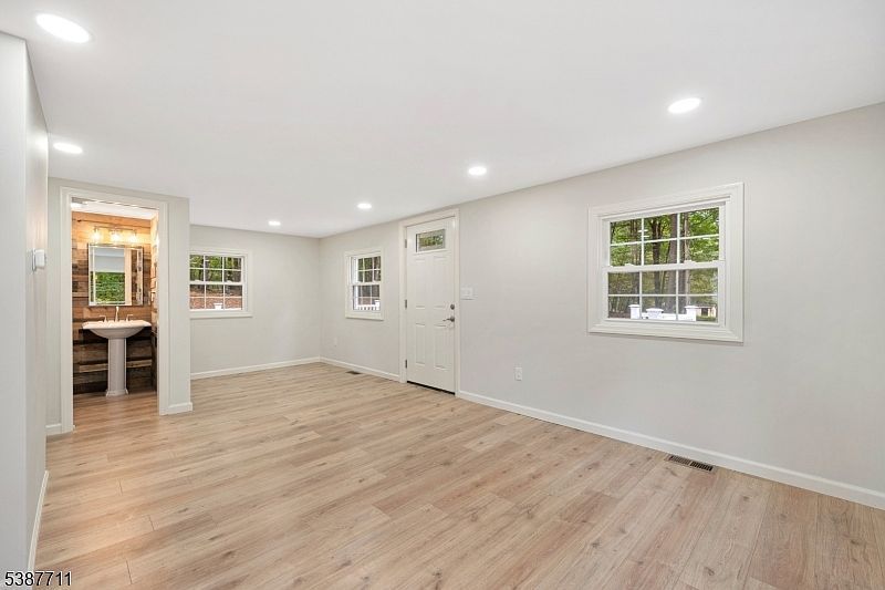 294 New Rd Montague, NJ 07827 - Thumbnail 5