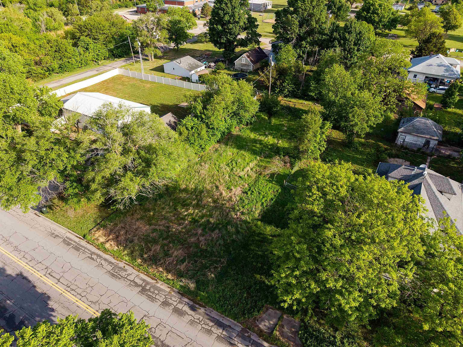410 W Grant St Walton, KS 67151 - Thumbnail 5