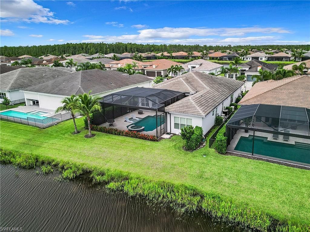 28688 Sicily Loop Bonita Springs, FL 34135 - Thumbnail 5