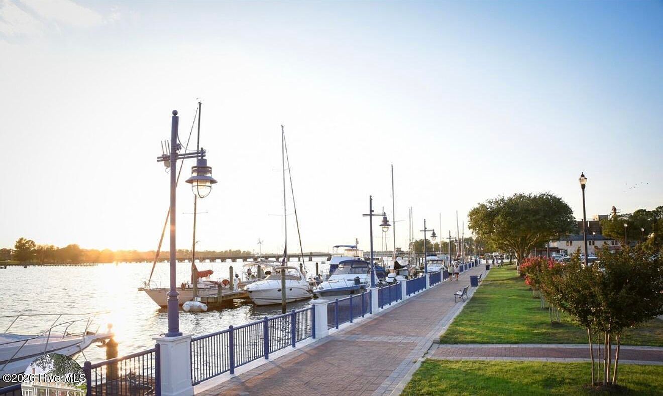 214 E Water St Washington, NC 27889 - Thumbnail 5