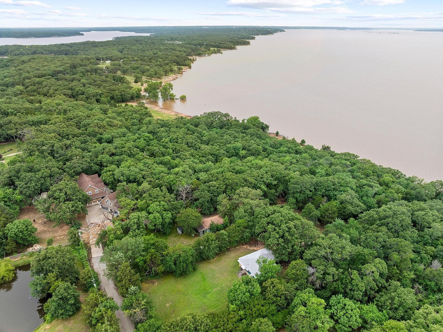 110 Lake Front Ct Pottsboro, TX 75076 - Thumbnail 5