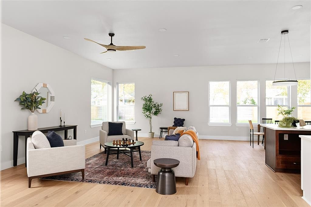 1004 Karen Ave Austin, TX 78757 - Thumbnail 5