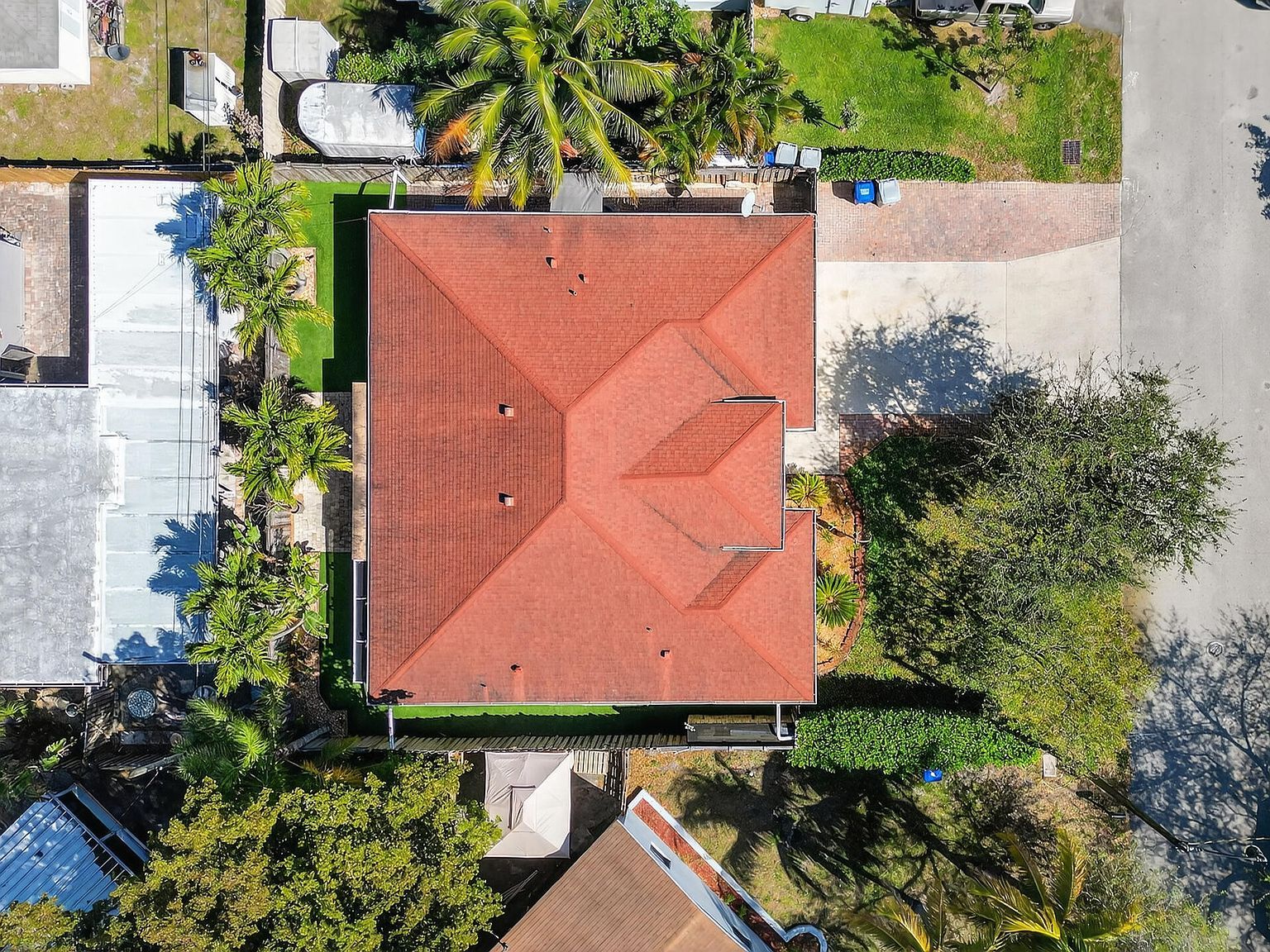 1383 NE 27th St Pompano Beach, FL 33064 - Thumbnail 5