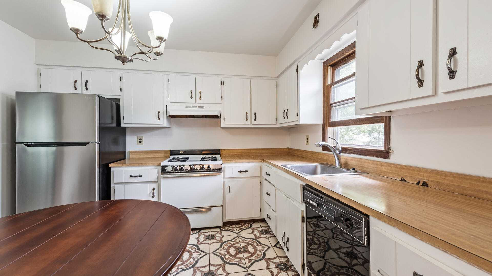 36 Manor Blvd, Edison, NJ, USA, 8820 - Thumbnail 5