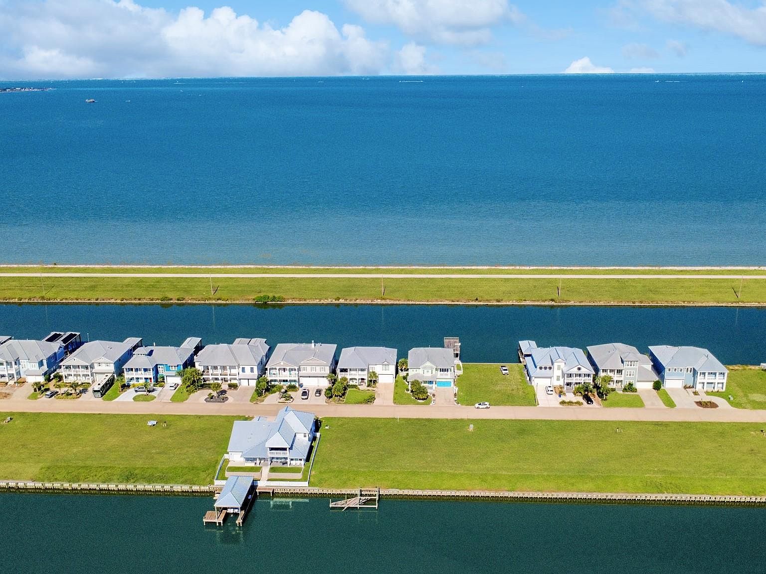 1213 Highborne Cay Ct Texas City, TX 77590 - Thumbnail 5