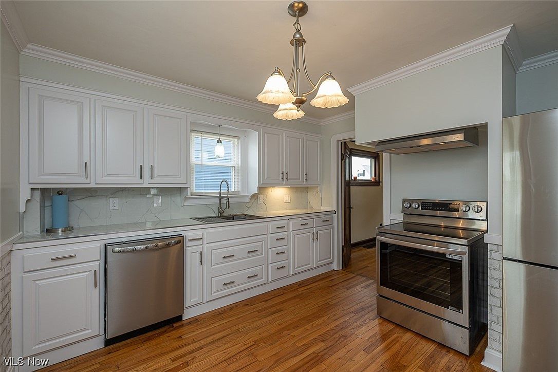 7609 Wooster Pkwy Parma, OH 44129 - Thumbnail 5