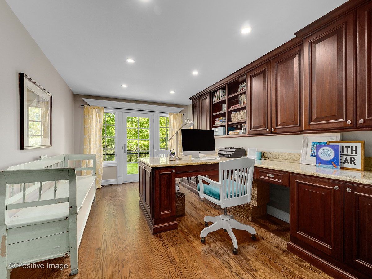 1510 Cadet Court, Wheaton, IL, USA, 60189 - Thumbnail 4