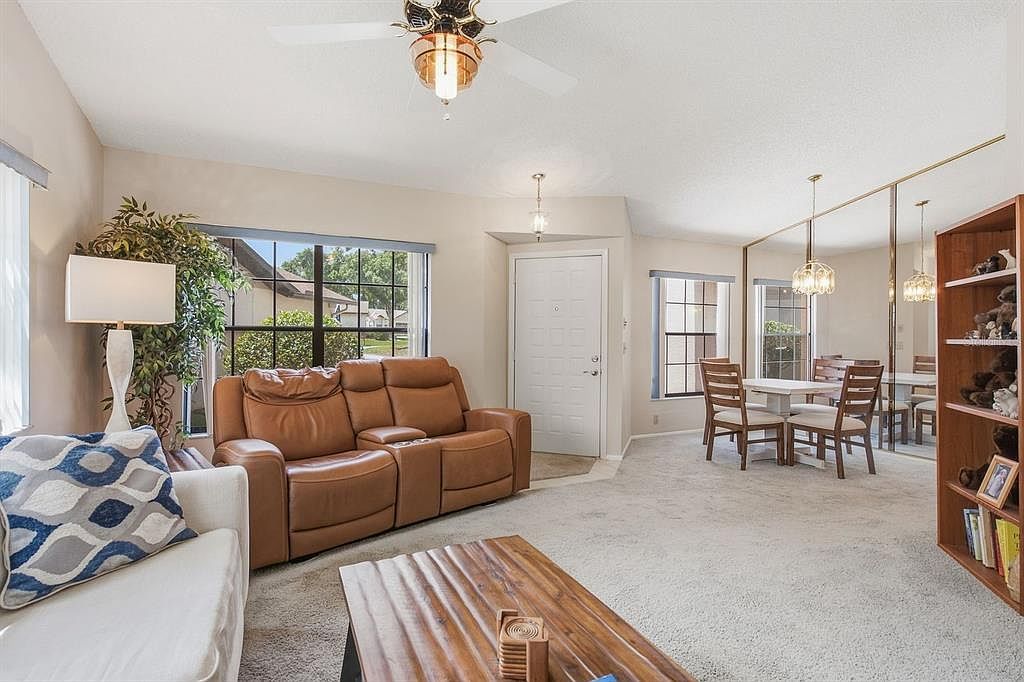 6810 PLUMLEAF COURT Spring Hill, FL 34606 - Thumbnail 5