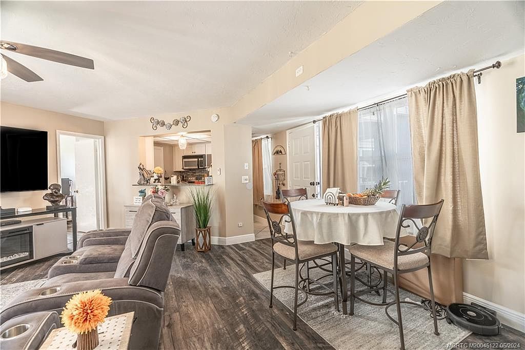 3290 SE Aster Ln APT D259 Stuart, FL 34994 - Thumbnail 5