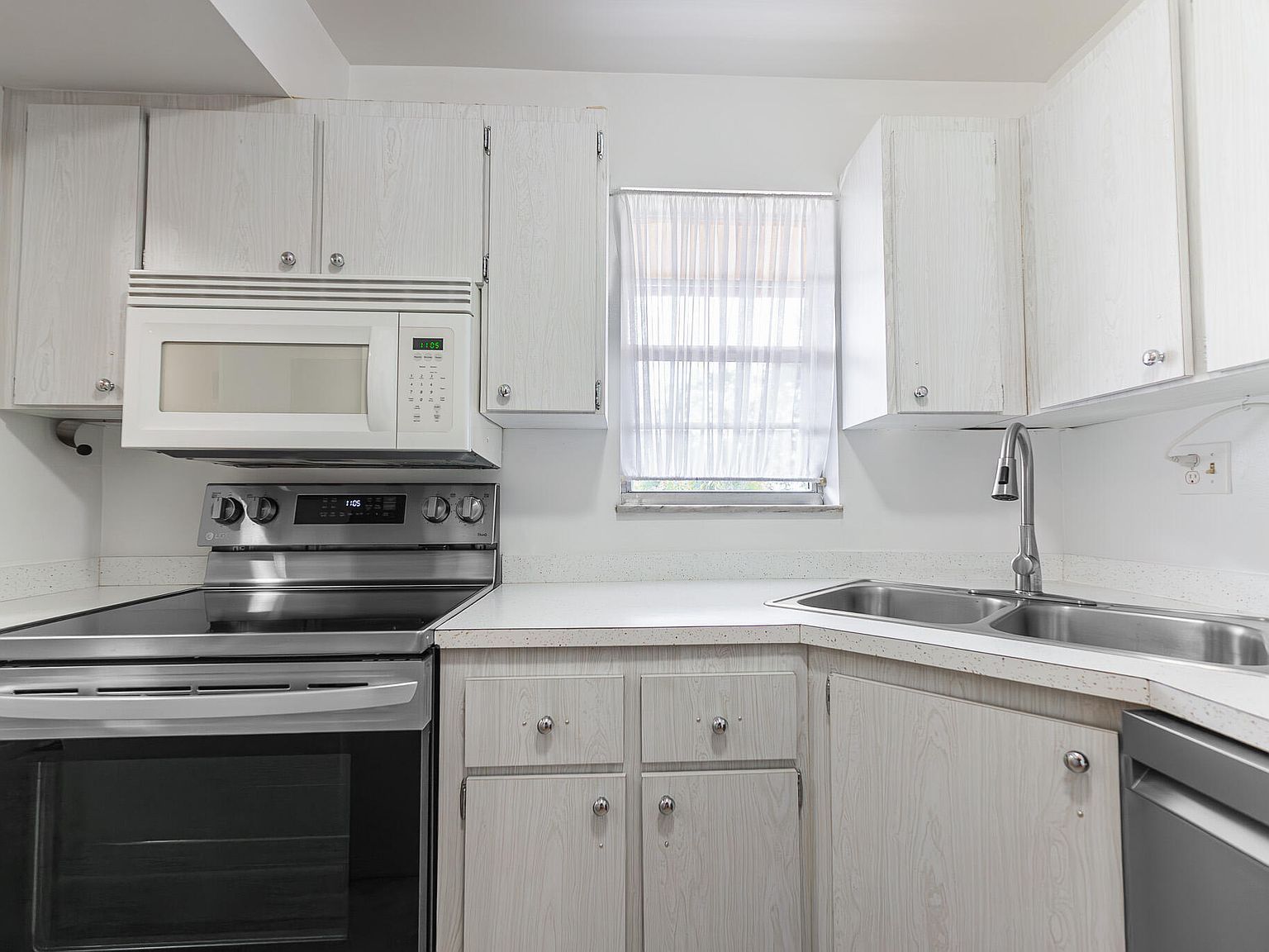 1982 SW Palm City Rd APT I Stuart, FL 34994 - Thumbnail 5